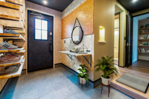 見せる収納が主役の魅力的な玄関