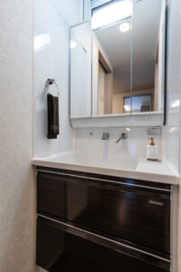 毎日の身支度が楽しくなる洗面所