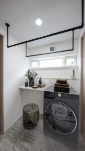 作業効率を高める機能的なランドリールーム